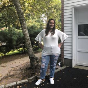 Meet your Posher, Alexis